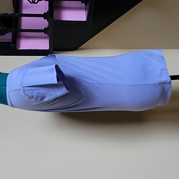 Nike Dri-Fit Tee - SZ S - Picture 3 of 6